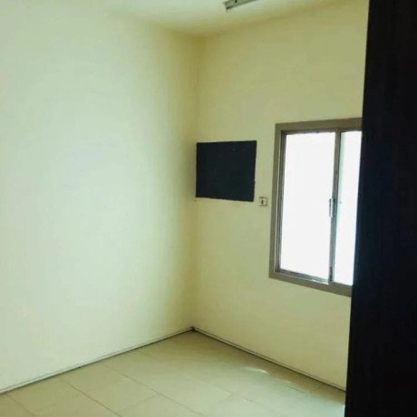 2-bhk-flat-in-mahooz-big-1