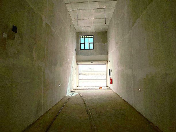 commercial-shop-50-sqm-for-rent-in-hidd-near-highway-bd275-big-1