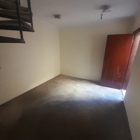 commercial-flat-mezzanine-for-rent-at-mahooz-zinj-area-big-6