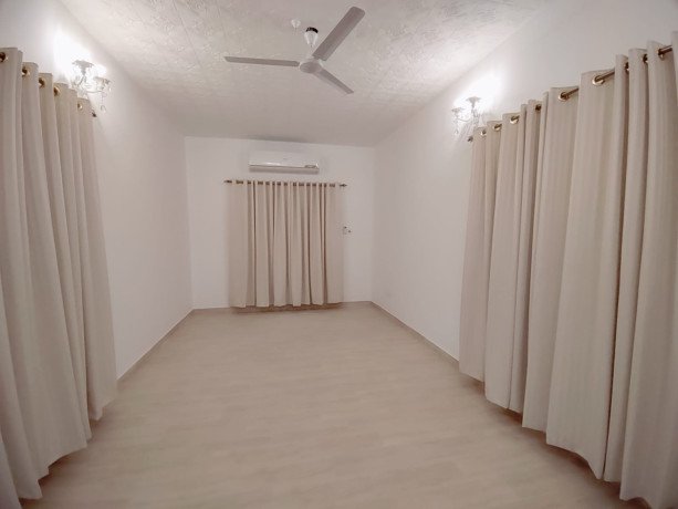 4-bhk-semi-furnished-beautiful-villa-for-rent-in-maqabah-big-2
