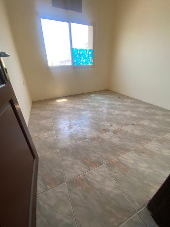 flat-for-rent-at-ras-rumman-near-palace-road-big-0