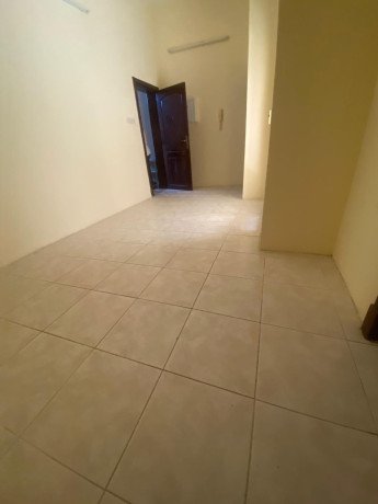 flat-for-rent-at-ras-rumman-near-palace-road-big-6