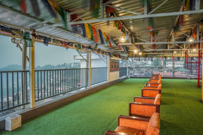 best-hotels-and-resorts-in-darjeeling-big-1