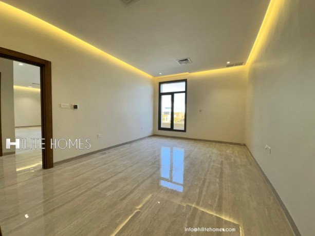 five-bedroom-brand-new-triplex-with-roof-for-rent-in-al-funaitees-big-3