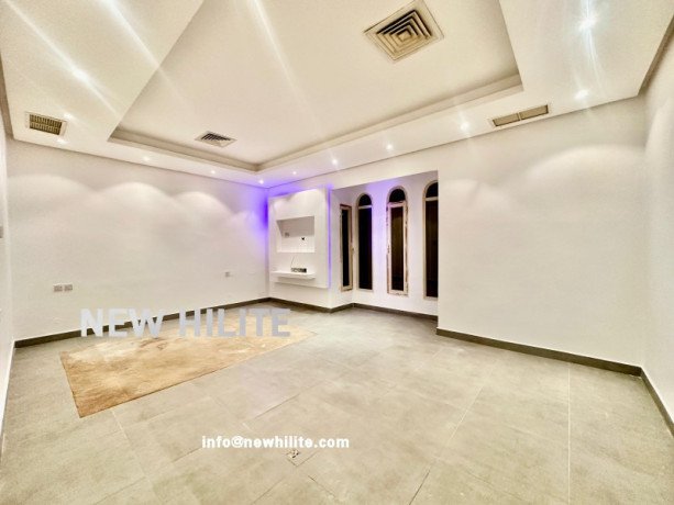 discover-spacious-three-bedroom-apartment-for-rent-in-salwa-big-5